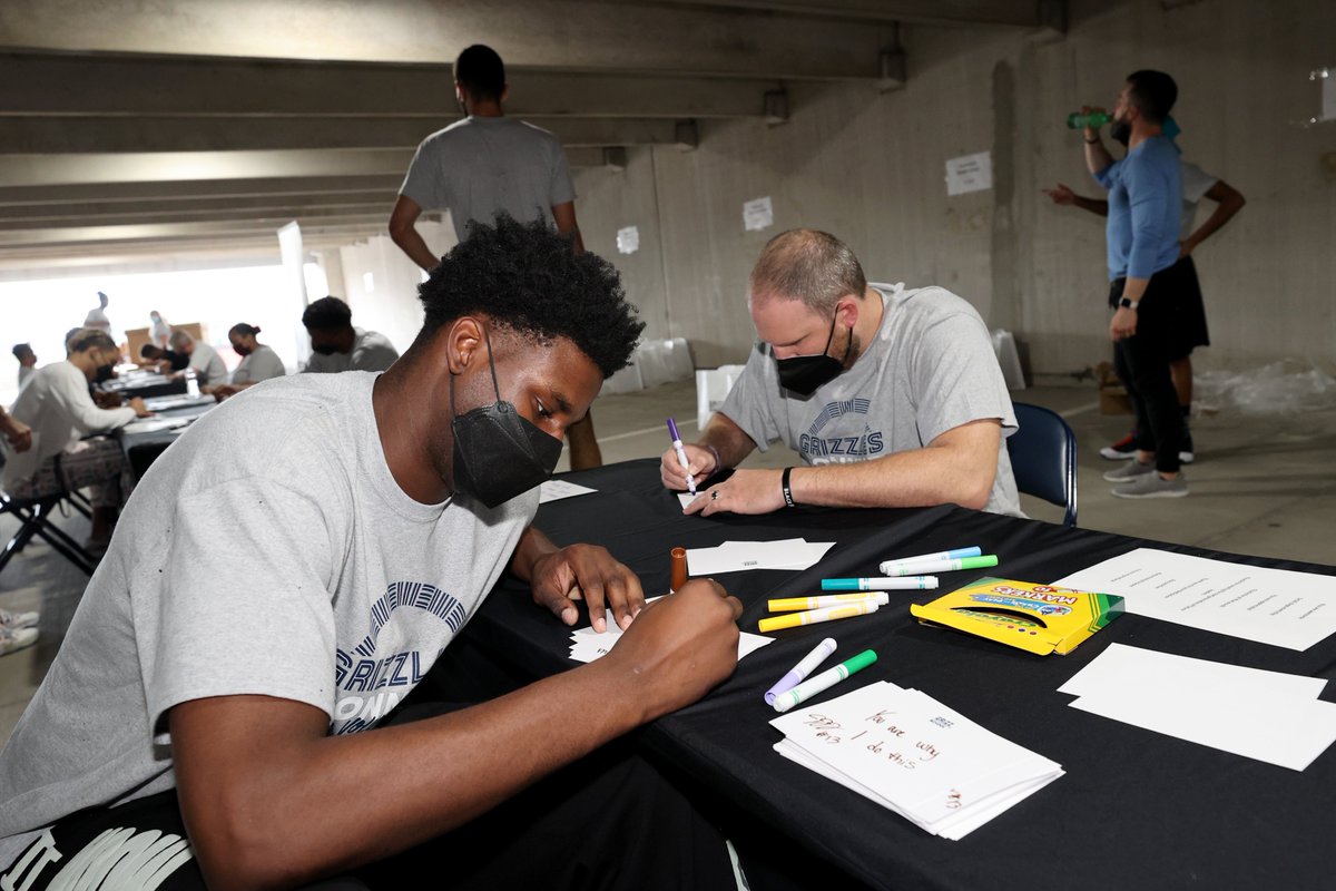 GrizzCommunity's tweet photo. #JarenJacksonJr is up for the #NBACommunityAssist award and we need your vote! 

RT this to vote NOW! 

1 RT = 1 Vote 🗳️ https://t.co/4AruvxV7B6