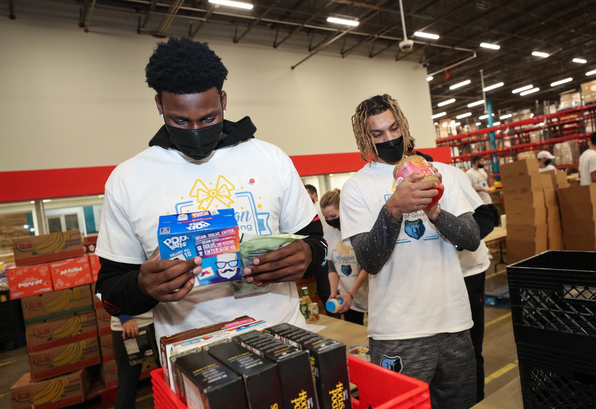 GrizzCommunity's tweet photo. #JarenJacksonJr is up for the #NBACommunityAssist award and we need your vote! 

RT this to vote NOW! 

1 RT = 1 Vote 🗳️ https://t.co/4AruvxV7B6