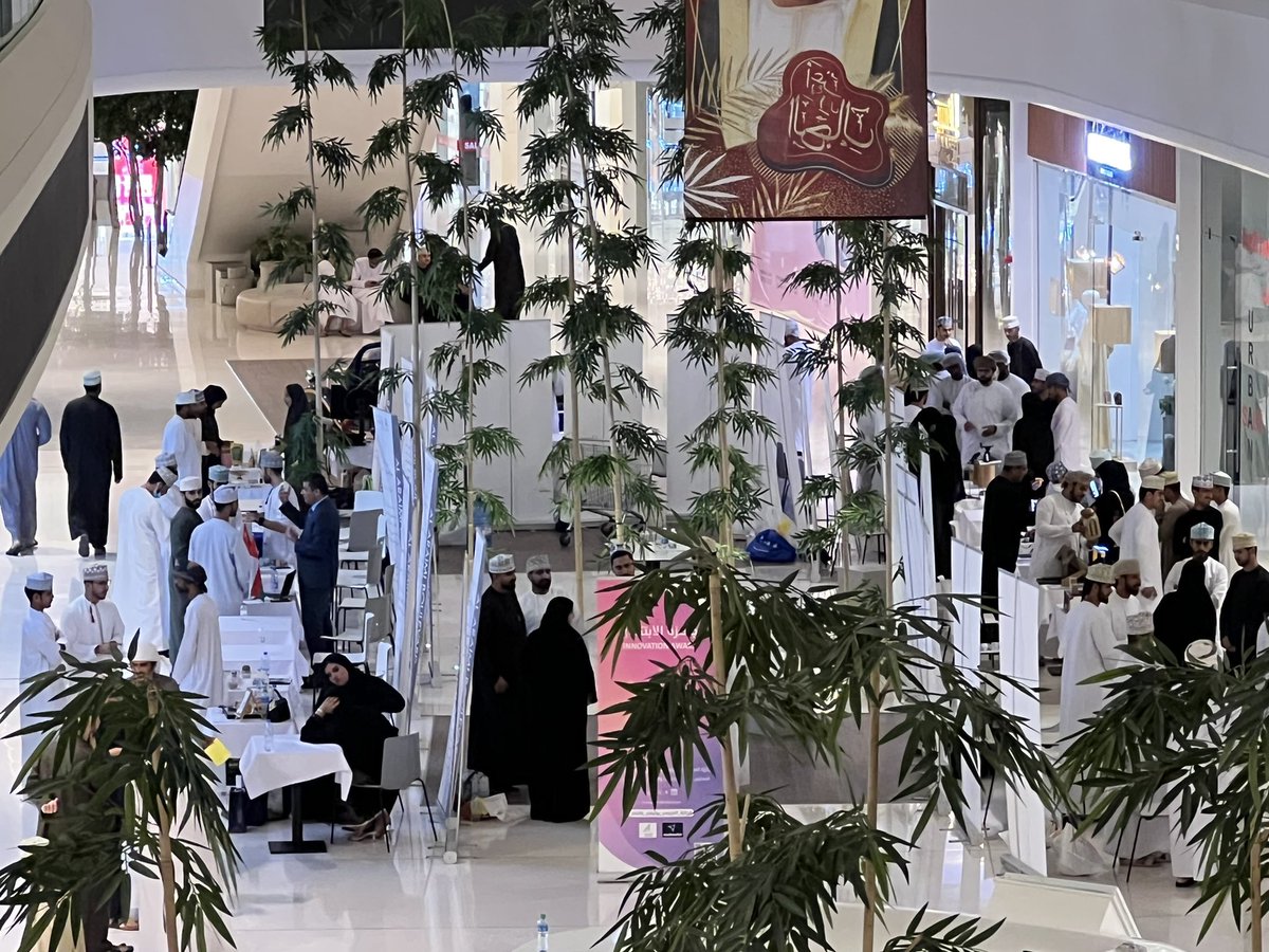 om_amanah's tweet photo. إقبال كبير على فعالية الابتكار ٢٠٢٢ بمجمع العريمي  @AlAraimiBlvd  برعاية أمانة. https://t.co/gcnZpp5T3f