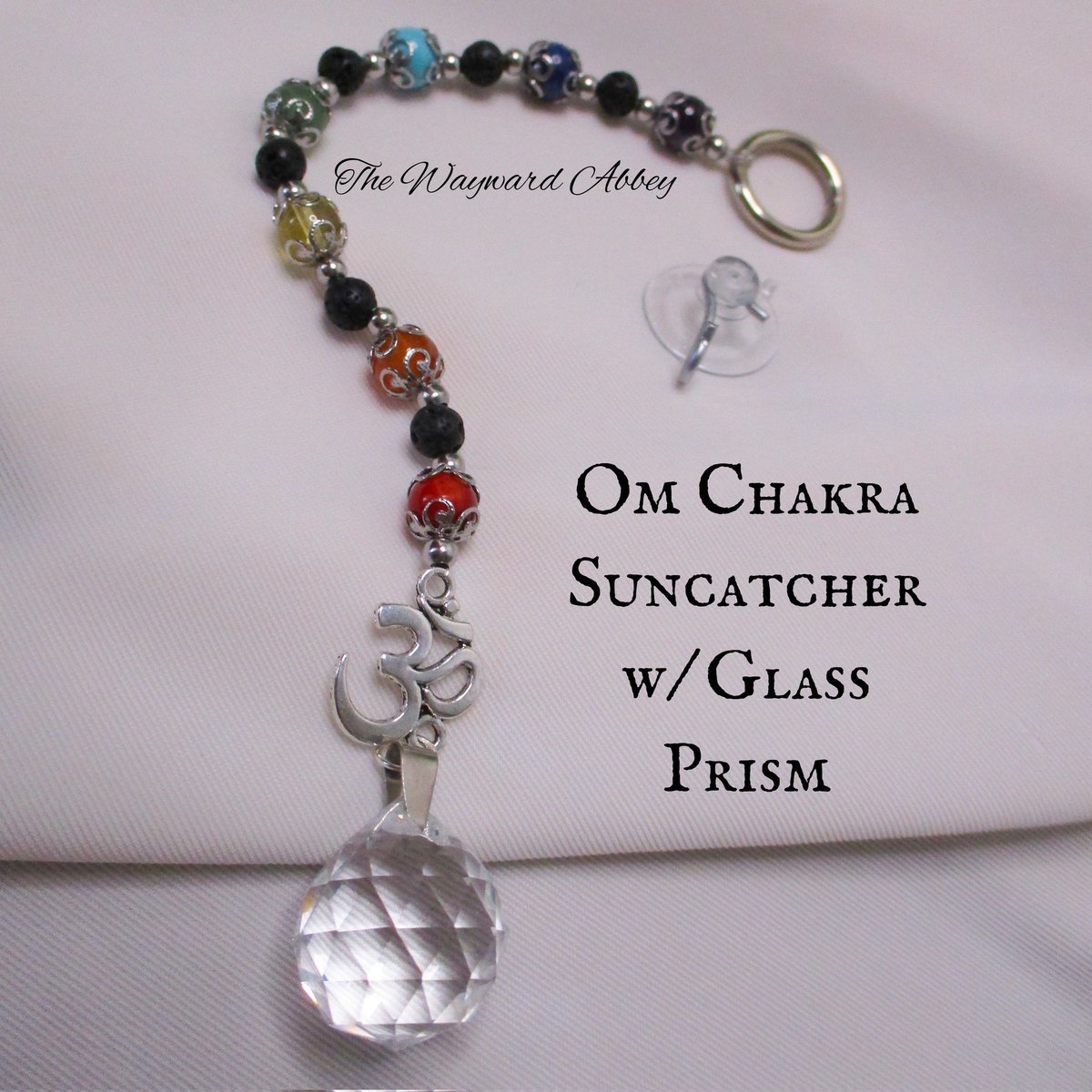 WaywardAbbey's tweet image. Om Chakra Suncatcher
With glass prism 

Red Coral, Carnelian, Citrine, Aventurine, Turquoise, Lapis Lazuli, Amethyst, &amp;amp; Lava beads make up this pretty suncatcher.

All metal is steel except zinc alloy Om charm. Hook included.

etsy.com/listing/101759…

~Blessings~Courtney