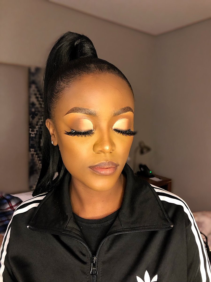 DZOLLHOUSE's tweet photo. Hey Dzolls! 💕
WE ARE NOW BASED IN CAPE TOWN ✨💄
For makeup bookings contact us via WhatsApp: 0640054067
Email : dzollhouse@gmail.com 
Please RT for awareness 
#CapeTown #CapeTownMUA #capetownmakeupartist #artist #makeupartist #southafricanmua #TheWifeShowmax  #cpt #GirlTalkZA https://t.co/fgHxGFWPng