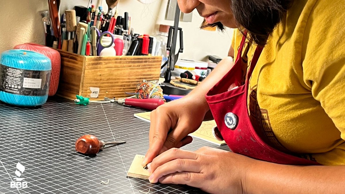 epbizstrong's tweet photo. See how @Printmeikiando’s Alexis Ruiz turned her passion into a thriving business on the next episode of #MadeInElPaso on Wednesday, 5/11, at https://t.co/F6qf8Ltzzy!

#EPBusinessStrong #BBBElPaso #Printmeikiando #SmallBusiness #ElPasoArtist  #HandmadeJournals #HandmadeElPaso https://t.co/01caFhF2Tz
