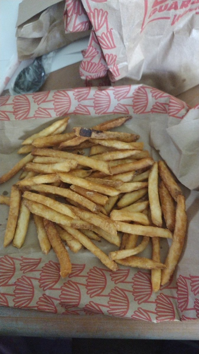 KyleLeishear's tweet photo. @Wendys come on people.  I get a lunch rush and things get away from you but over cooked and over salted fries is a no go.  Plus is it that hard to make a plain burger when I ask for it plain no cheese and still it came with cheese https://t.co/yL1xqUAQ0H