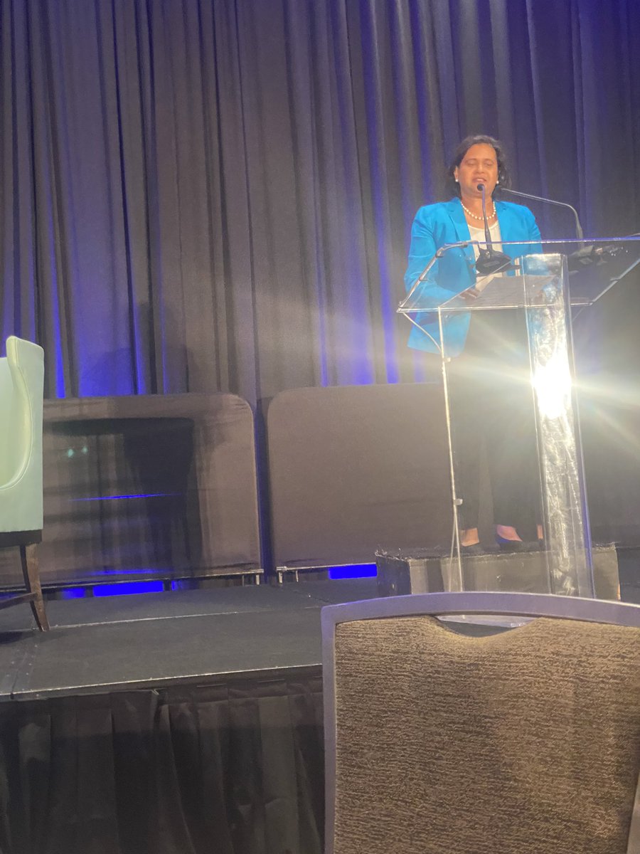 JudgeClayJ's tweet photo. .@NDCC luncheon with @kaybaileyhutch @ChancellorLonon @Marketwave @AECOM @oncor @DallasBizNews and many others👍 Business is booming in @DallasCountyTx ! https://t.co/Pe8b4zasg0