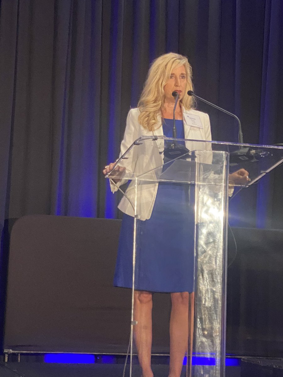 JudgeClayJ's tweet photo. .@NDCC luncheon with @kaybaileyhutch @ChancellorLonon @Marketwave @AECOM @oncor @DallasBizNews and many others👍 Business is booming in @DallasCountyTx ! https://t.co/Pe8b4zasg0