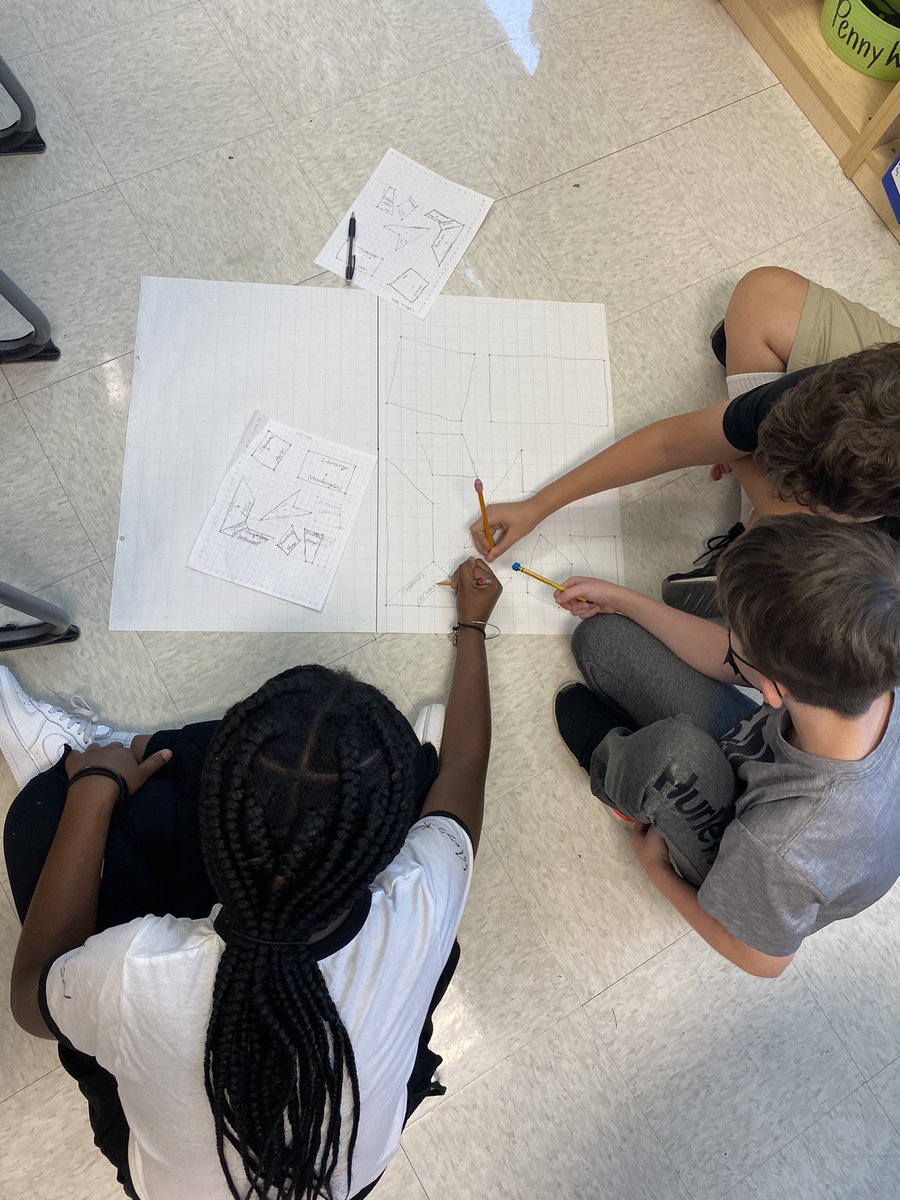 MsBennettROSA's tweet photo. Collaboratively creating aerial and street views of their “Quadrilateral Cities”. #EngageCreateSOAR @ROSArockets @ROSAMrsEller https://t.co/RTNksL5wF1