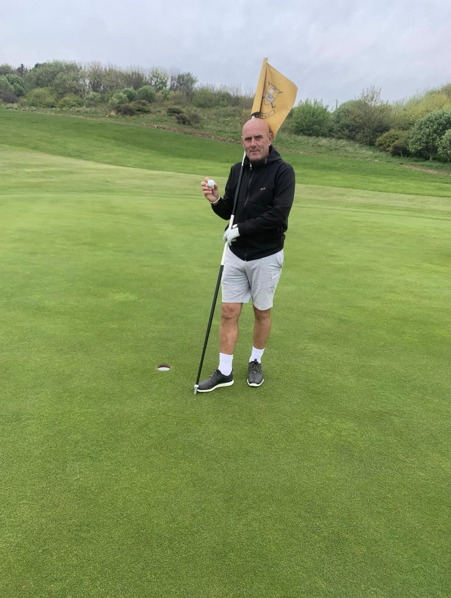 Well done to Gary Steadman on his hole in one on the 14th today 🏌🏾‍♂️⛳️