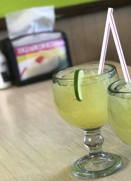 cancunfiest_fr's tweet photo. Drink happy thoughts!
-
Order your favorite alcoholic drinks and meals for carryout or delivery ▶️ https://t.co/pKPCcubzcV
Drive-Thru available! 
. 
.
#CancunFiestaFresh #Tacos #Eeeats #Foodstagram #KansasCityMO #KansasCityEats https://t.co/loquClZYWU