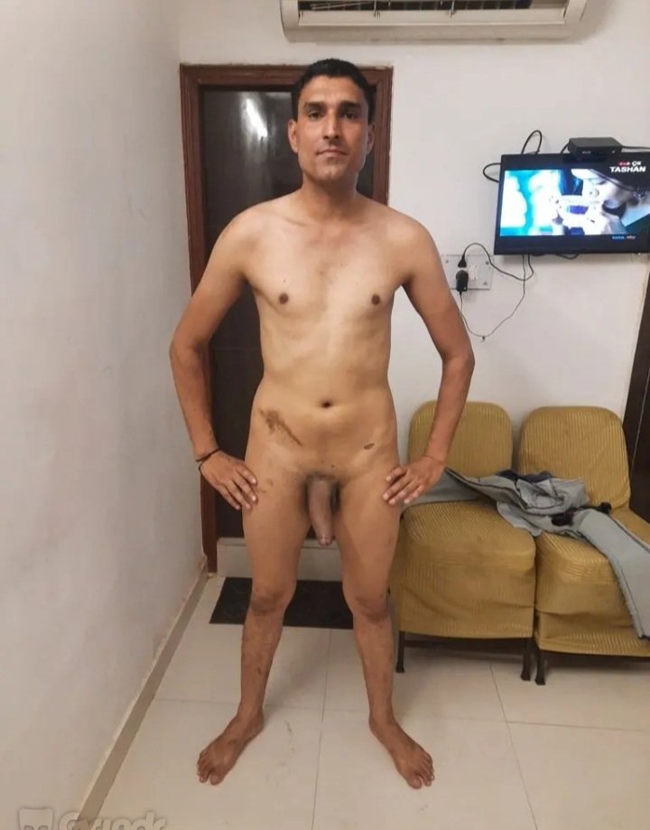 Amit25311's tweet photo. Desi Jat from Ghaziabad. 9 inch cock.
Retweet if you wana see more desi nude boys https://t.co/WGVjUYM9Dx