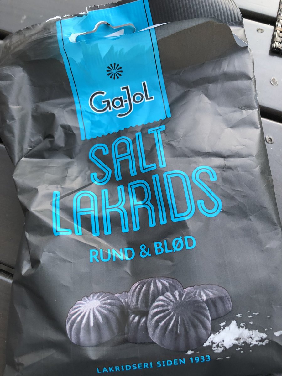 Und zack, biete dir jemand Salt Lakrids von @gajol_lakrids an 😋

#Lakritz #drop #Lakrids #Lakrits #Lakkris #licorice #liquorice #regaliz #reglisse #licoricelove #liquoricelove #licoricelovers #liquoricelovers