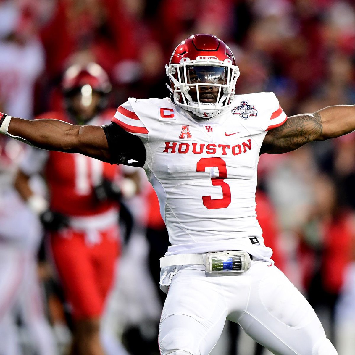 Blessed to receive an offer from the University of Houston 🐾<a href="/BlueDragonsFB/">Hutchinson Blue Dragon Football</a> <a href="/CoachDrewDallas/">Drew Dallas</a> <a href="/coach_salgado/">Coach Gary Salgado</a> <a href="/CoachBurnD/">Drew Burnham</a> <a href="/CoachOmli/">Tate Omli</a> <a href="/UHCougarFB/">Houston Football</a> <a href="/coachbrianearly/">Brian Early</a> #JUCOPRODUCT