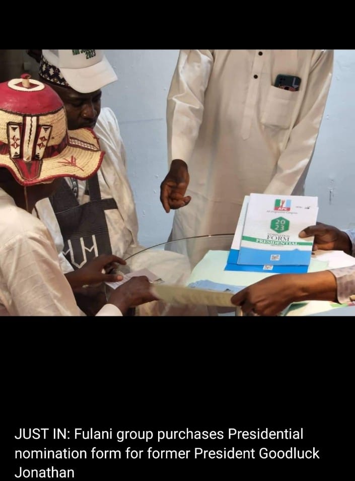 ChidiOdinkalu's tweet photo. Hey, @Citizenmohammed, apparently, the #Almajiris have come through for @GEJonathan.
All that investment in #AlmajiriSchools had to pay off at some time, no be so....?!π£ππ£ https://t.co/Gjn9HiJsCs