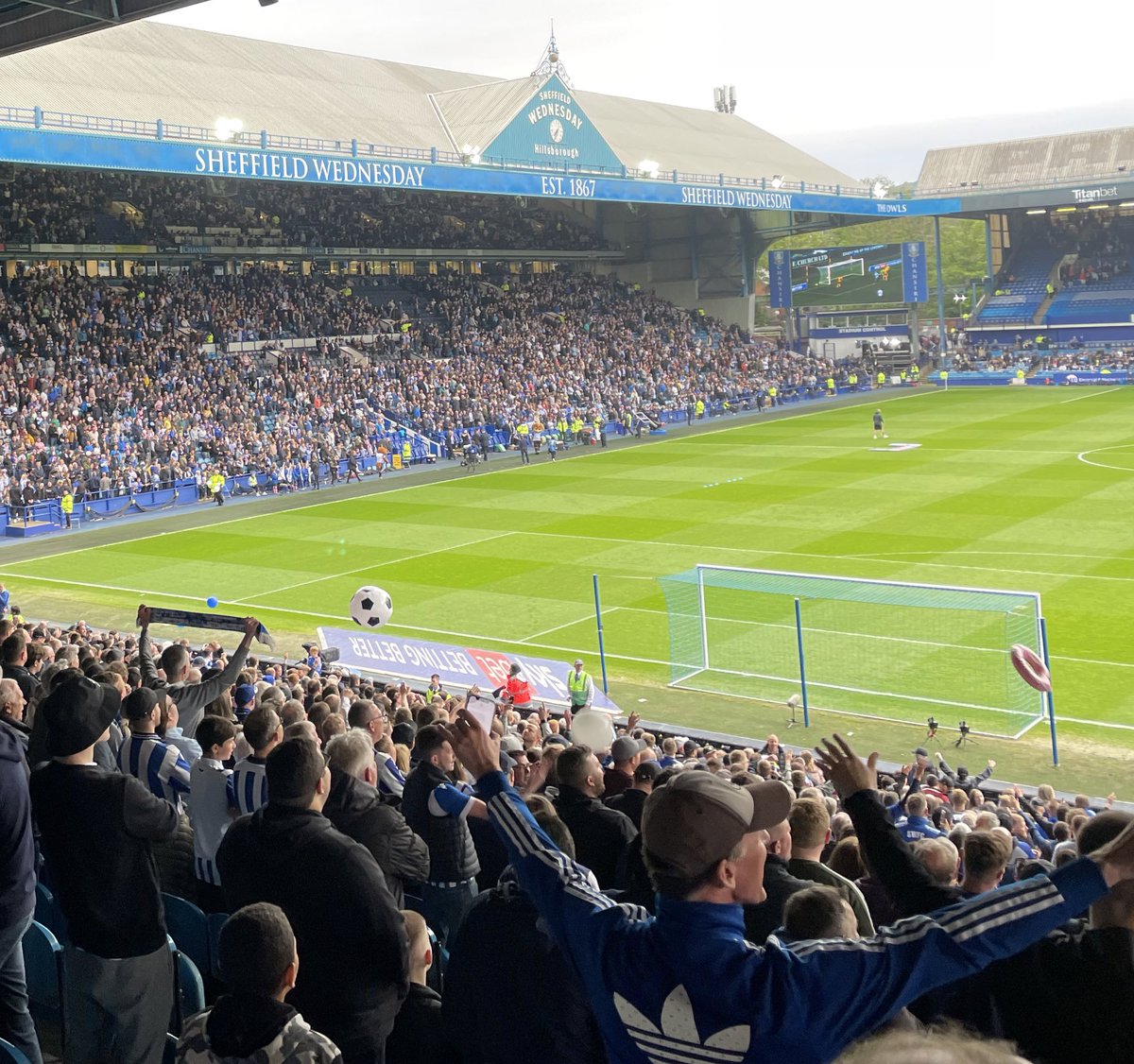 wearethefarpost's tweet photo. Come on Wednesday! #swfc https://t.co/EhOBsLk2xJ