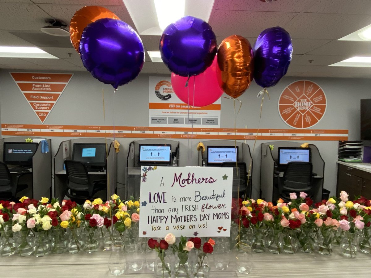 Late, Happy Mothers Days to all those amazing moms in our orange family!! #1501Moms #1501proud <a href="/SimpkinsTess/">Tess Simpkins</a> <a href="/amandalucken1/">Amanda Lucken</a> <a href="/HDLataille/">David Lataille</a>