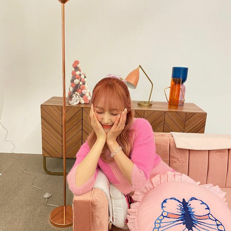 S4N9HYUK's tweet photo. what do you think about our fandom name "lullet"? 
#stanworld #cherrybullet #swnewseason https://t.co/NxRZHEdAfh