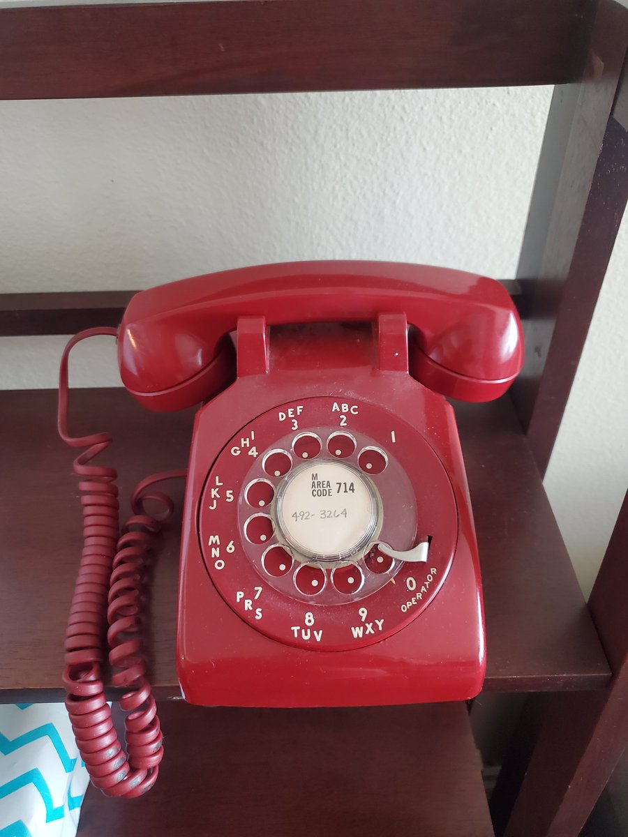 devoGenevieve's tweet photo. @AirTalk I found this wonderful red rotary phone at the Rose Bowl flea market. I use it as my land line and it even works to buzz people in to my building. I love it! https://t.co/9RNTdNN6tx