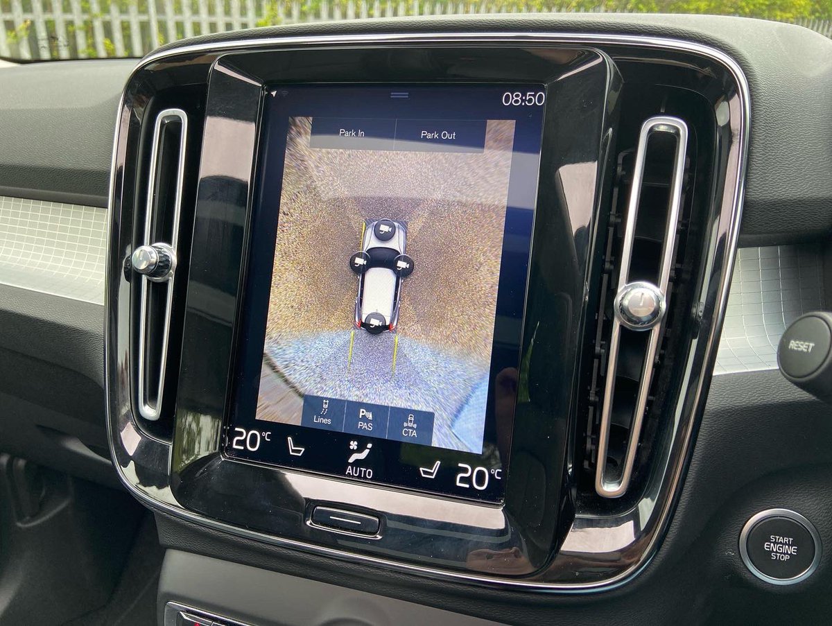 CecilandLarter's tweet photo. This 2019 Volvo XC40 has an interior that looks and feels premium. 

✔️ 360* Parking Camera
✔️ Intellisafe Surround
✔️ Xenium Pack
✔️ Panoramic Sun Roof
✔️ Winter Pack
✔️ Navigation

💻 https://t.co/h4h3y2kJNh

#volvo #burystedmunds #ipswich #norwich #suffolk #norfolk #cambridge https://t.co/orUaPUW76E