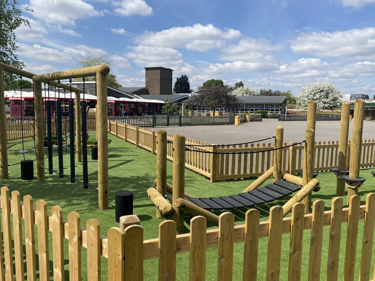MissRSwan's tweet photo. The new playground equipment at @ourFABschool is ready to use and being enjoyed by all #happyandbright #outsidearea #exercise #outdoorplay https://t.co/4qKdaTPoHp