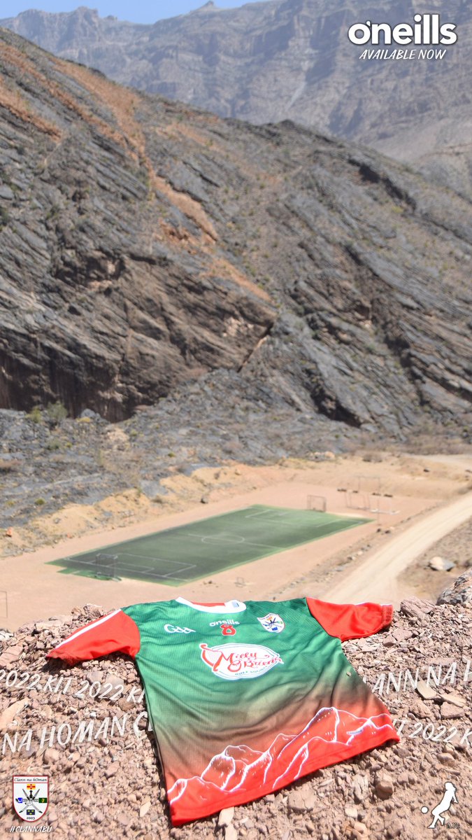 GAA_Oman's tweet photo. 𝑷𝒓𝒆-𝒔𝒆𝒂𝒔𝒐𝒏 𝒕𝒓𝒂𝒊𝒏𝒊𝒏𝒈 𝒗𝒆𝒏𝒖𝒆, 𝒂𝒏𝒚𝒐𝒏𝒆? 🌄🇴🇲
Clann na hOman's 2022 range of kits are now available through our @ONeills1918 online store:
https://t.co/9eCD8ZFgCM
'𝒊 𝑴𝒆𝒂𝒔𝒄 𝒏𝒂 𝑺𝒍𝒆𝒊𝒃𝒉𝒕𝒆'
#ClannAbu #RememberingAmanda #BeautyHasAnAddress https://t.co/VjrbrcGiWi