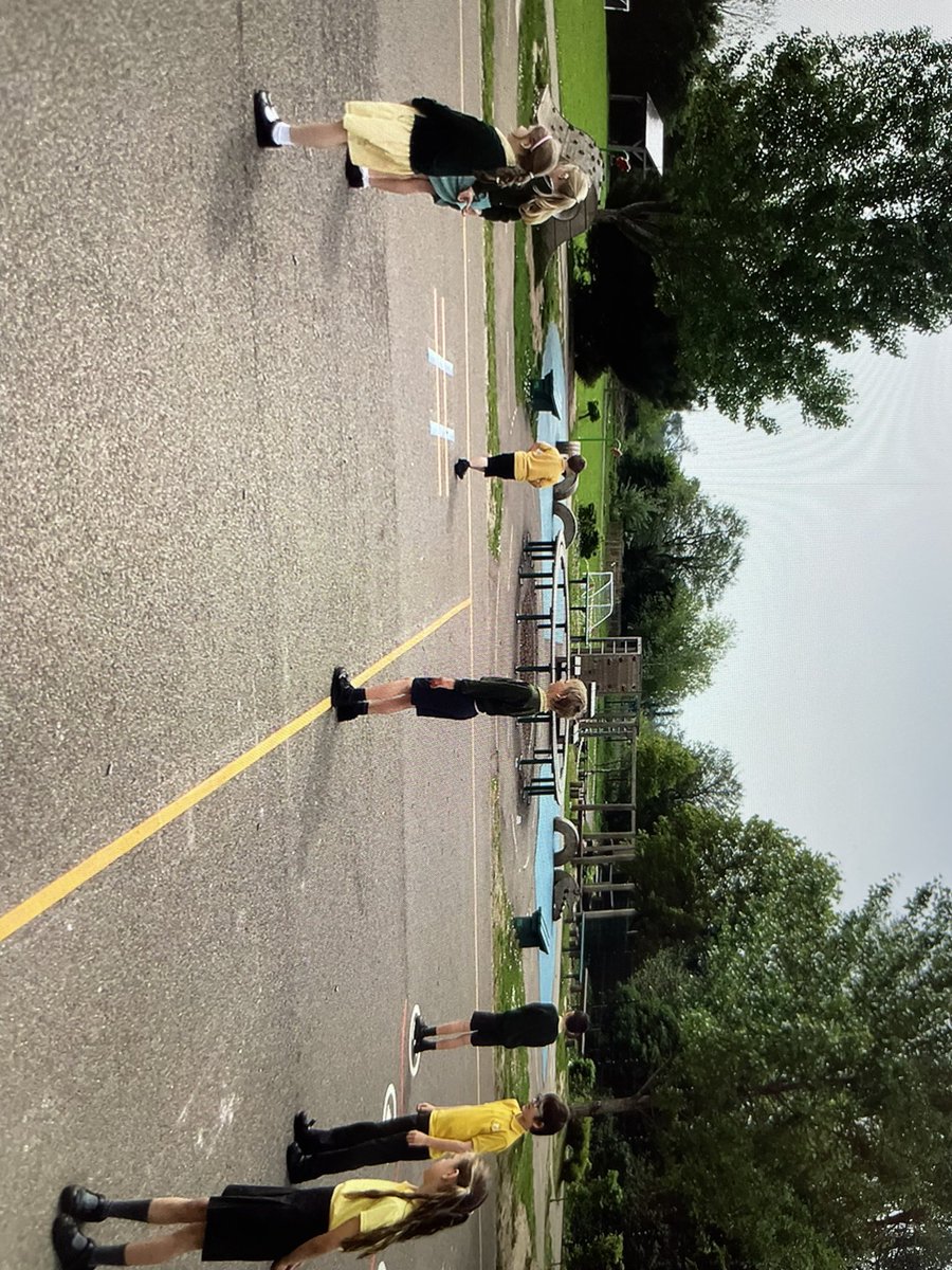 year2MissH's tweet photo. We have been looking at position and direction in Year 2 today. We worked in groups both outside and inside with our partners to practise 1/2, 1/4, 3/4 and whole turns. We had some lovely rich discussions. Bendigedig 😊 #year2 #positionanddirection #outdoorlearning https://t.co/OftbPZJ0DN