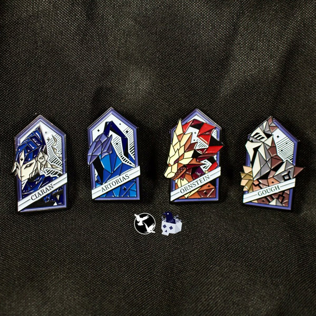 Nahamut's tweet image. Another collab with TwoCrowsPrinting, I have been excited for this set of pins! Four Knights of Gwyn✨
#DarkSouls