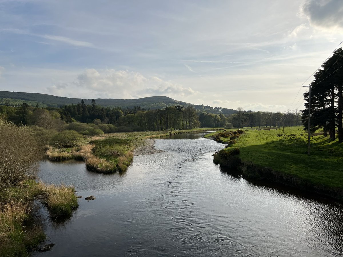 Scotland is beautiful. So much to think about already after my first few <a href="/NuffieldFarming/">Nuffield Farming</a> visits speaking to <a href="/MccoshJon/">Jon McCosh</a> and <a href="/ruminanthw/">Ruminant Health & Welfare</a>, next heading even further north - lookout <a href="/incheochgranary/">debbie McGowan</a> <a href="/FearnFarm/">Fearn Farm</a> <a href="/ClynelishFarm/">Vic Ballantyne 🇦🇺🏴󠁧󠁢󠁳󠁣󠁴󠁿</a> 🐮🐑