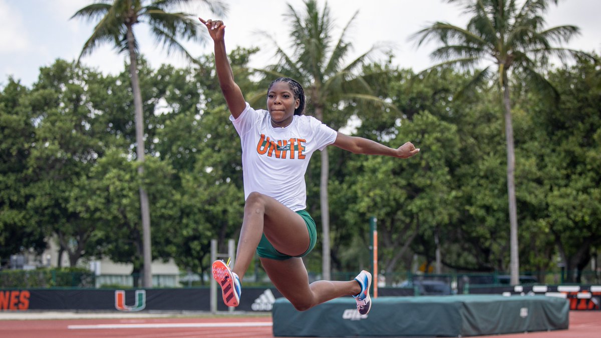 CanesTrack's tweet photo. It's ACC CHAMPIONSHIP week!! 🏆🙌 https://t.co/Fu4wA8T1L9