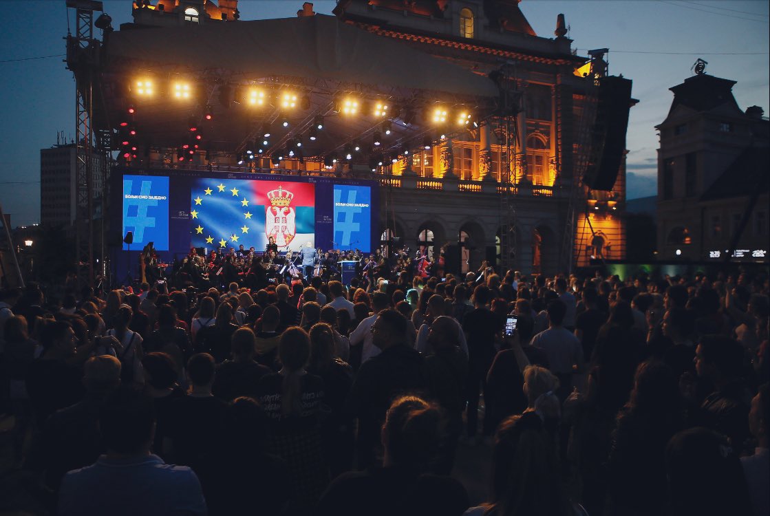 EU i Srbija

🇪🇺🇷🇸

#BoljiSmoZajedno #EUzaTebe #EuropeDay