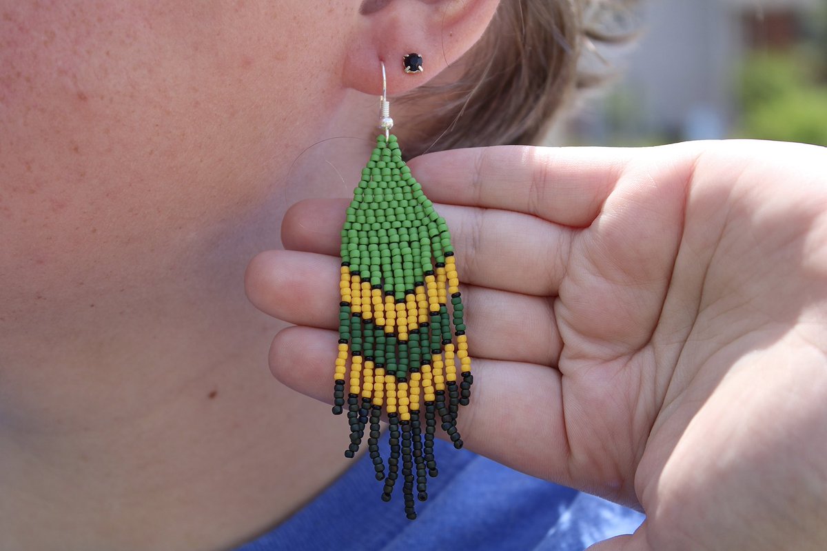 MidEclGifts's tweet photo. These are officially up on Etsy!!

The two gradient styles are under the same listing if you are looking for the ones with the dark on top! Just click the drop down under pattern and it will have the two different ones to choose from!

https://t.co/MZKFc1iDHC https://t.co/6ljI13JMiY