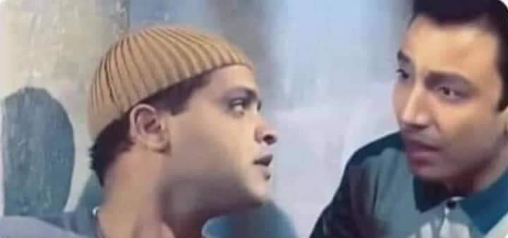 - بتدور على حاجه يا خلف !

= اه يا على ال ١٠ سنين اللى بين ٢٠١١ و ٢٠٢٢