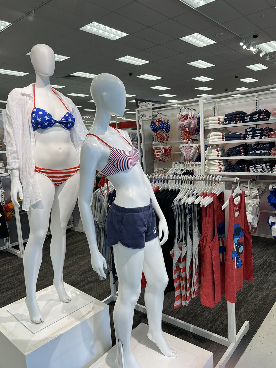 GrecoJadeA's tweet photo. BOLD stripes 🇺🇸 BRIGHT stars 🌟 &amp; BRAVE hearts 💙 Come shop T3318 for all your Memorial Day needs! @TL_Alyece @ShaloniaG https://t.co/zc0er5m1Op