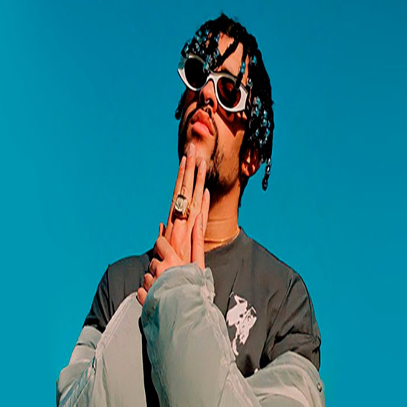 El Faro on Twitter "BESO BADBUNNY 💋🐰Beso de Mario Casas y la novia