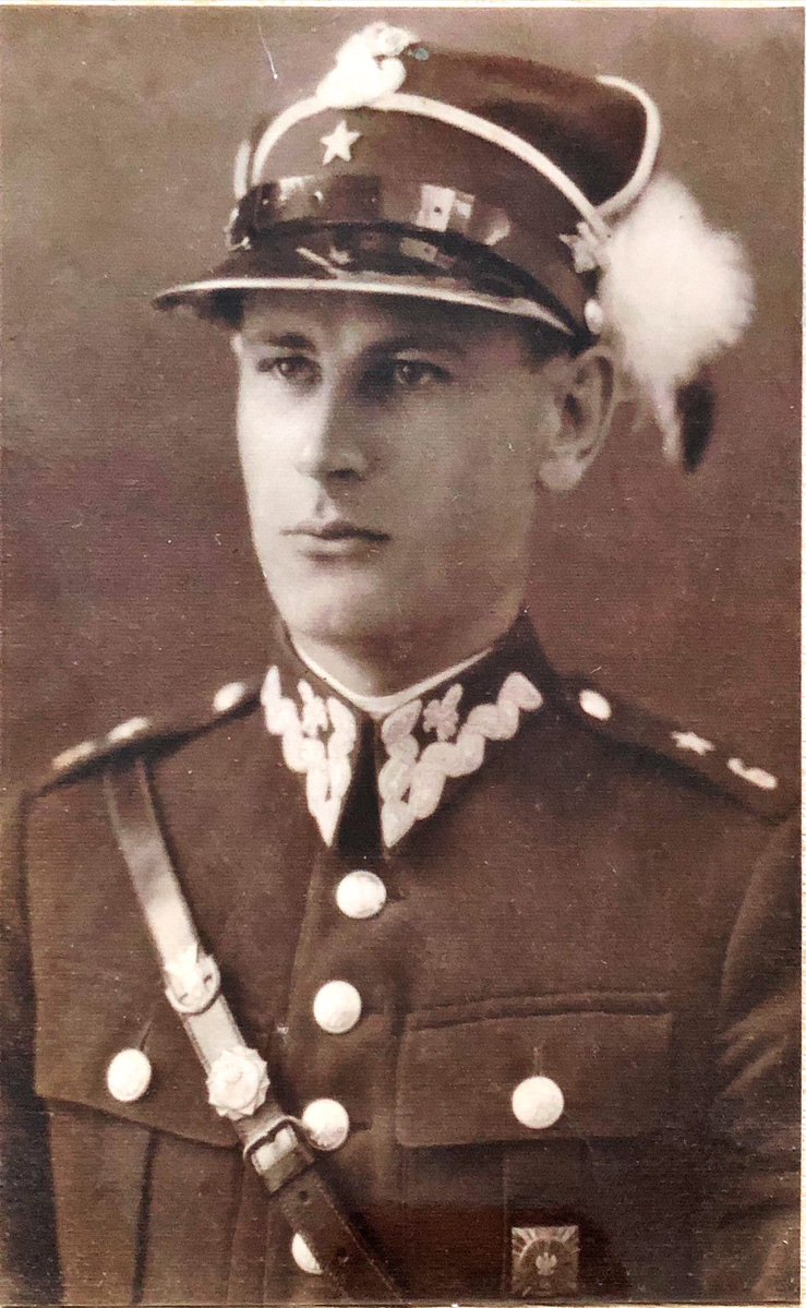 AuschwitzMuseum's tweet photo. 9 May 1910 | A Pole, Władysław Kochanek, was born in Bochnia. Teacher, reserve lieutenant of the 2nd Podhale Rifle Regiment.

In #Auschwitz from 20 June 1940. 
No. 890
In March 1943, transferred to KL Buchenwald. He perished in the spring of 1945. https://t.co/lJ7ax2I7Gb