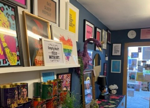 PhilspaceLtd's tweet photo. 😎 Shipping containers are a popular choice for storage units, shops and offices. But “can you turn a shipping container into a workshop?”
Find out here in our blog featuring @BoneYardCardiff: https://t.co/GrHqP8wH6k
#Containers #ContainerWorkshop #Workshop #WorkshopIdeas https://t.co/Ekthi3c7dL