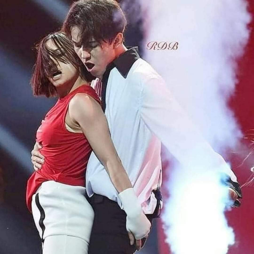 DemenTaina's tweet photo. @MedinaDorania Якщо тобі сумно➖танцюй,💃🕺
І смуток твій піде геть.
Якщо тобі весело ➖танцюй,🕺💃🕴️
І нехай увесь світ радіє разом з тобою
МUSIC FOR PEACE
🕊️🎧🕊️🌍💞
@dimash_official
#FlyAway
#DimashKazakhVoice
#DimashConcertGermany
#DimashQudaibergen https://t.co/8vHThsGreD