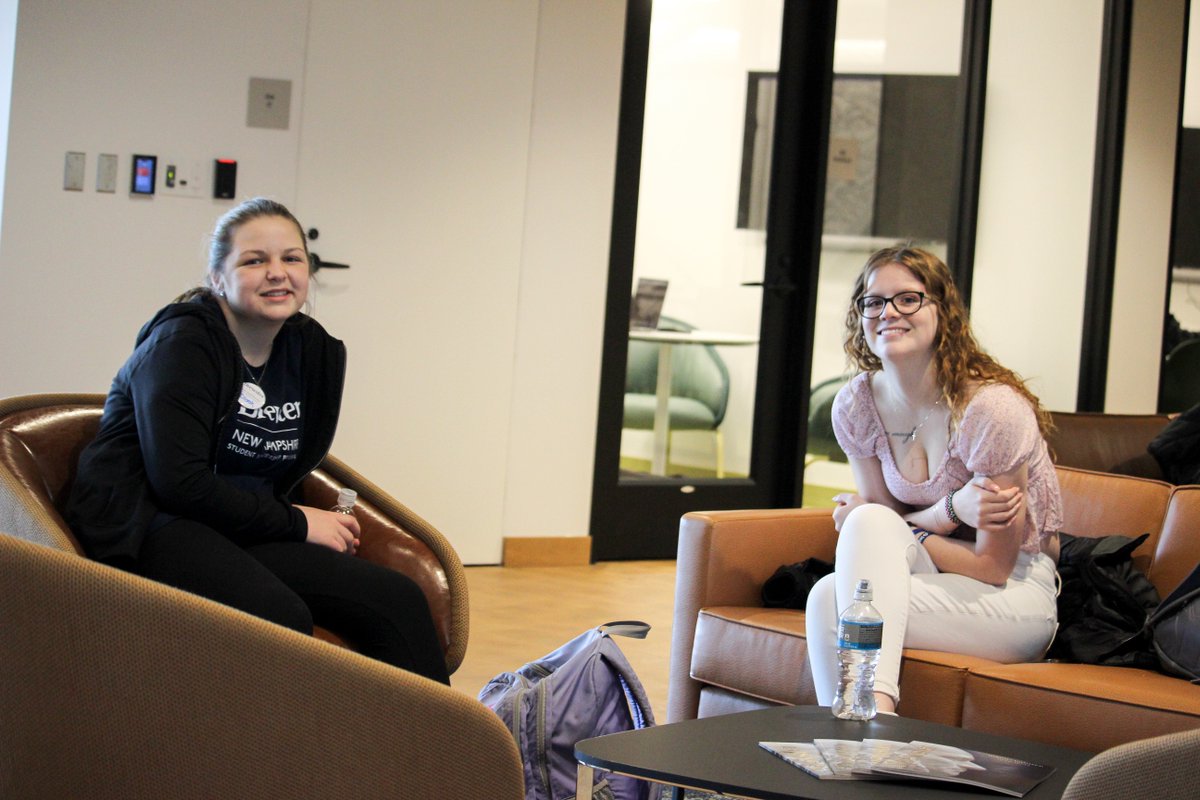 BrewsterAcademy's tweet photo. Brewster students serve as mentors for local middle school students in the New Hampshire Student Leadership Program (NHSLP), and they were excited to meet their mentees in person on campus and show them what Brewster student life is like.
#BrewsterAcademy #LivesofPurpose #NHSLP https://t.co/ecSIYLCBqt
