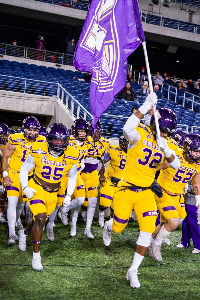 JMcDadeDPP's tweet image. We got some Dawgs coming to the 254 On June 6th! Be one of them! 
Sign up here: UMHBFootballCamps.com
#ProtectTheCode #STAC22