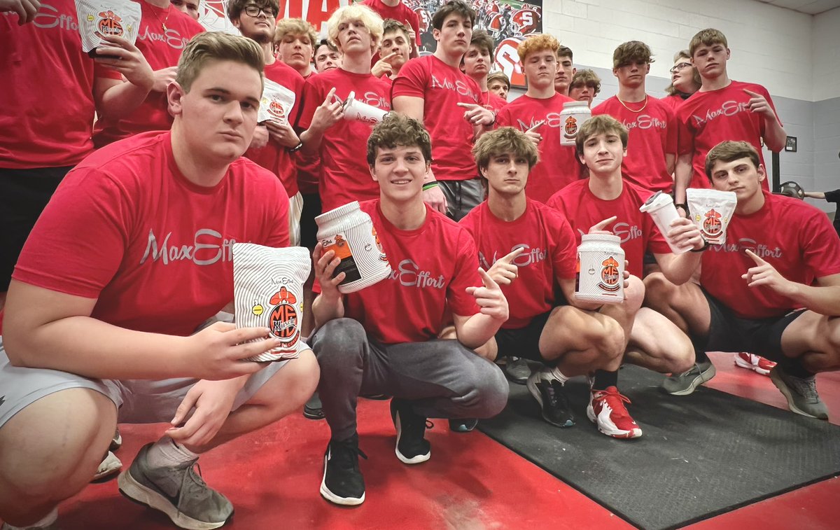 StoriedRivals's tweet photo. 🛑 STOP #3
🏈 Sheridan Generals
📍 Thornville
Want tradition? Look no further than Perry County!
@RMA_RedRageFB became the standard for success decades ago and hasn't faded.
Now the Generals army is growing stronger with help from @maxeffortmuscle.💪
#CreateSeparation https://t.co/7ePfkvlhMK