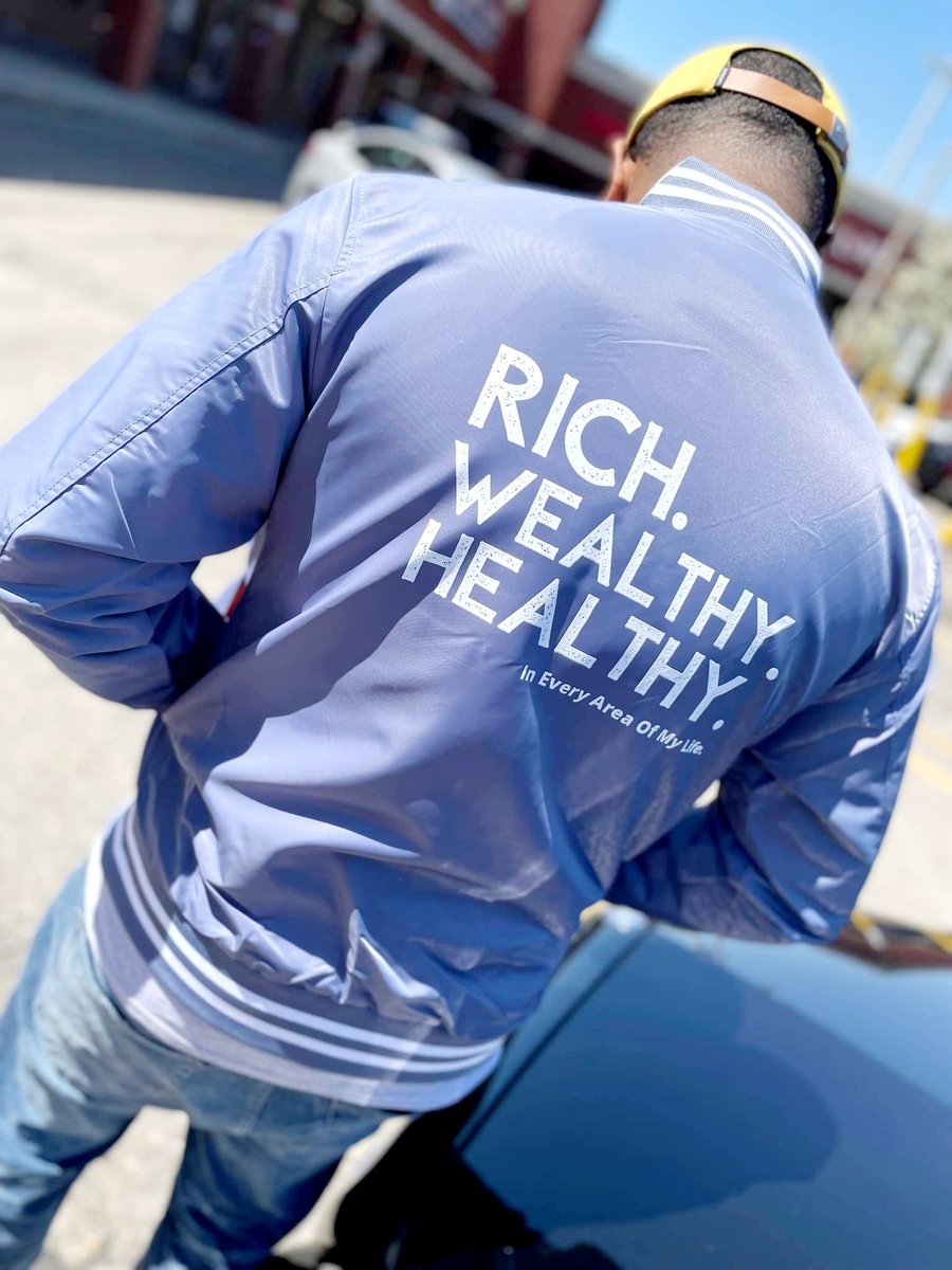 JasonJPalmer's tweet photo. It's the new Val George bomber for meeeeeeโผ๏ธ๐ฅฐ๐๐คฉ๐๐๐๐๐ #YouAreWhatYouWear #Rich #Wealthy #Healthy #ValGeorge #Bomber #Spring https://t.co/cJJA4DJFHg