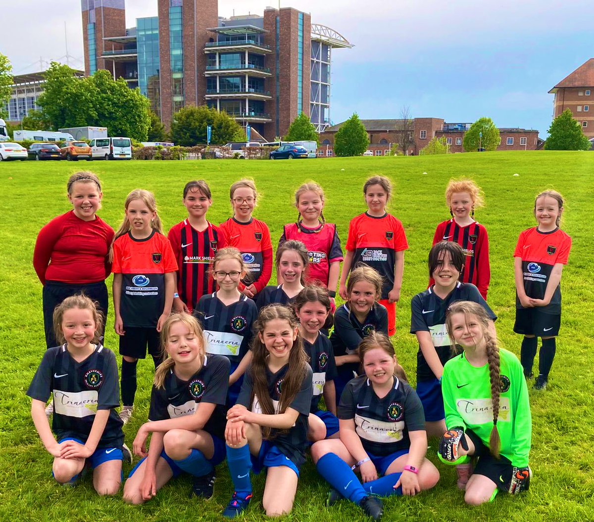 KPSFeed's tweet photo. Today, our KPS girls football team played a friendly @yorkracecourse against local grassroots team - Huntington Rovers. 

Well done to all the girls, especially the ones who made their footballing debut! #KPSPE #KnavesmireCharacter #Sporty #Healthy #Aspirational https://t.co/u9vNg7HmCd