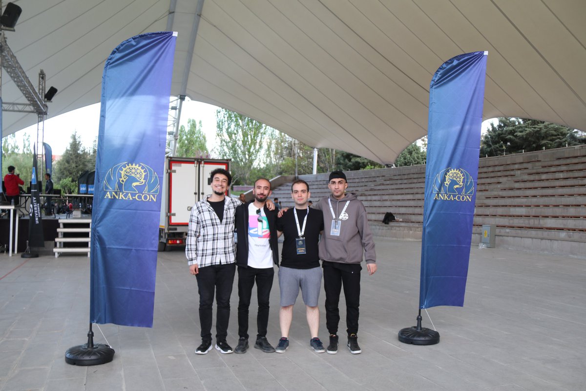 ANKA-CON 2022 Güneş Meydanı Hatırası 
W I N N E R S 🏆 #ANKACON 
<a href="/ybuankara/">Ankara Yıldırım Beyazıt Üniversitesi</a> <a href="/aybusksdb/">Aybü Sağlık, Kültür ve Spor</a> <a href="/ybunikonsey/">AYBÜ Öğrenci Konseyi</a>