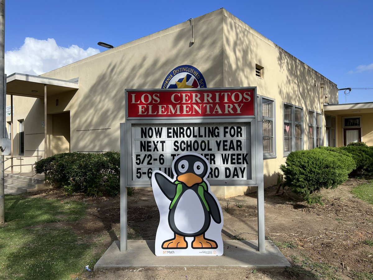 EmilyYoungEDU's tweet photo. #LBUSDMathWeek JiJi Sighting by @LiseethRamos at Los Cerritos!
Learn more and play ➡️ https://t.co/ouSpm7PRVu https://t.co/P1ti5Dk7pO