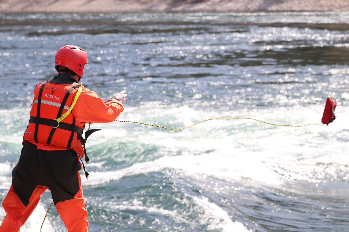 Trail Firefighters tweet media