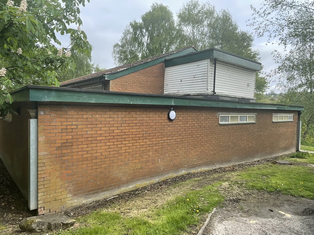 Kizzyetrance's tweet photo. Sunday 8th May 10:45ko
Match 220 of 2021/22
🏟 Brabyns Park
@MarpleVillaFC 0
@AvondaleAlbion 3
@EastCheshireSFL Division Two
#groundhopping #kizzyscornerpics #Cheshire #ECSFL #SundayLeague https://t.co/vysZYSxQNI