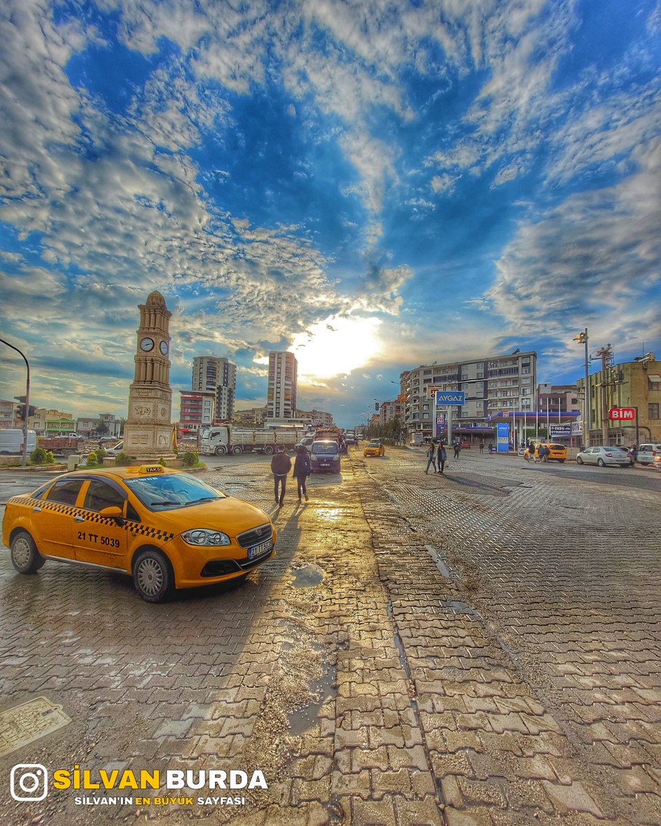 silvanburda's tweet photo. Diyarbakır Caddesi Saat Kulesi

#silvanburda 
#silvan #farqin https://t.co/JVsbt2XLft