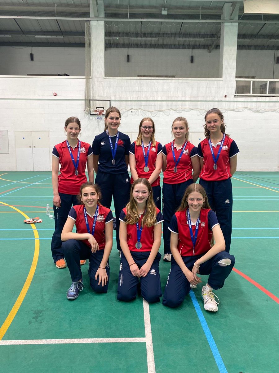 The outstanding 3rd and 4th year regional runners up in the National lady Tavaners indoor cricket tournament.