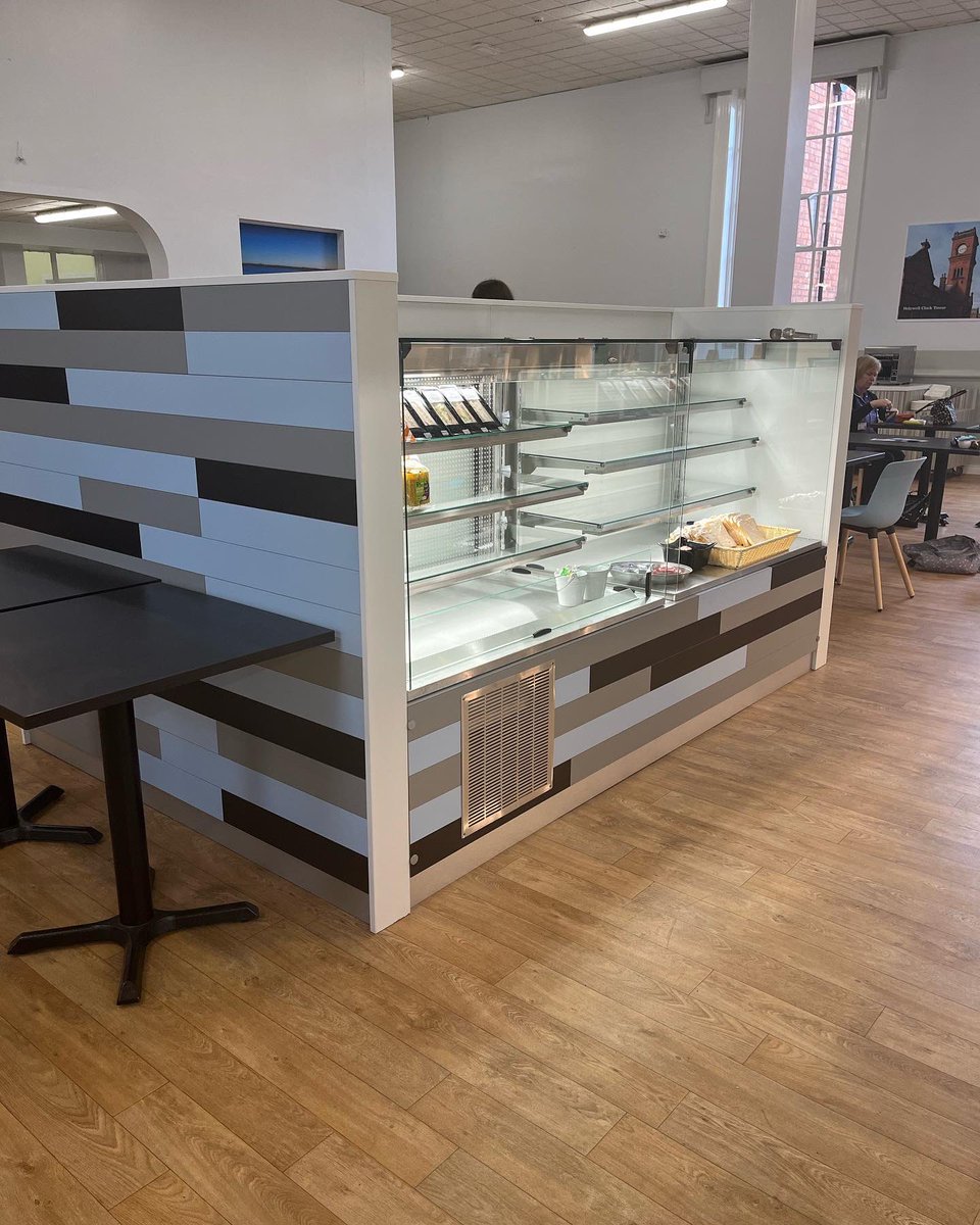 cater2equipment's tweet photo. 💜 Project Handover - Holywell Hosp Antrim
Stunning restaurant refurb for our valued client. New counter and till sections including Counterline cabinets with a bespoke finish 😊
#cater2 #counterline #publicsector #nhs #cateringequipment #nhsct #cateringprojects https://t.co/Fytd8X3aEI