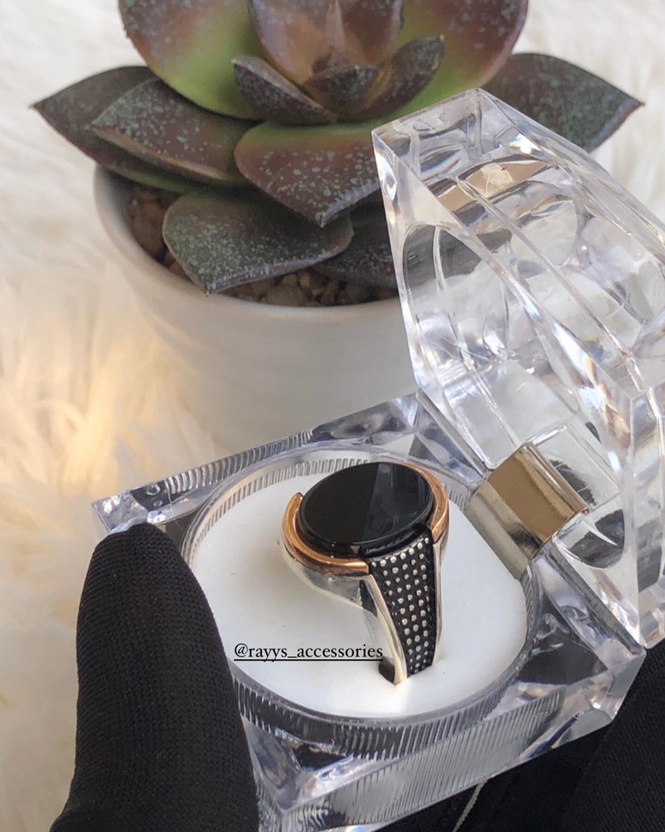 _rahinah's tweet photo. I these silver rings (Azurfa) for men available for immediate delivery or pickup.
Price: 8500 each 
Size: 8&amp;9
Kaduna state 
Nationwide delivery.
WhatsApp/call: 07019623354 https://t.co/FggbYTAHcm