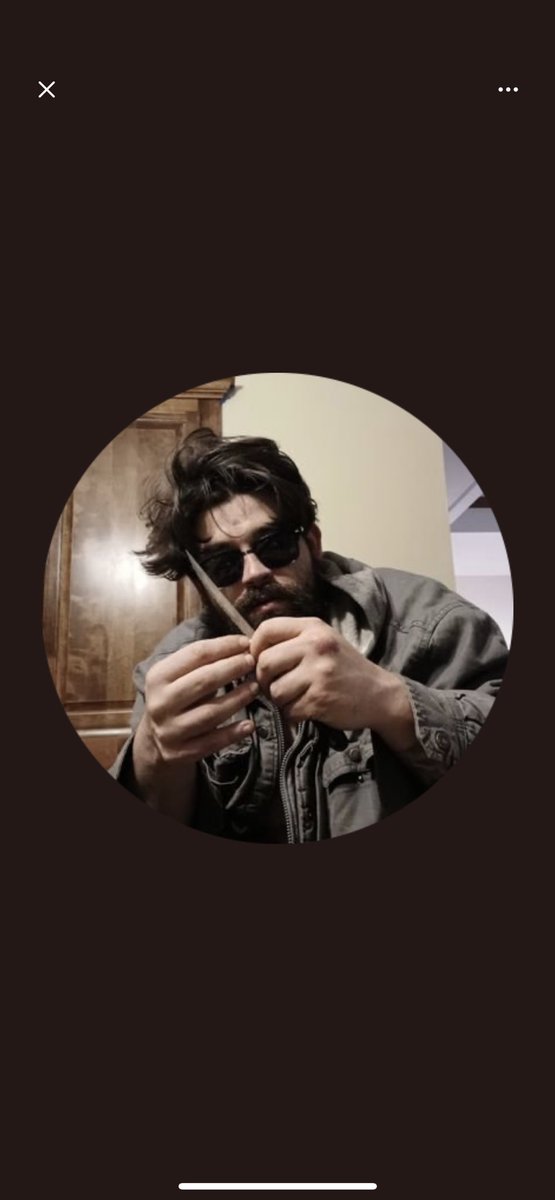 72lampost's tweet photo. @New_tank_Animal @MarleyBarbie918 @CierraJenkins7 @vampireluv_ Why you talking about my penis when you was probably over 20 when I was born? You are even creepier then you look 😭😭 https://t.co/P9jHBuz7fq