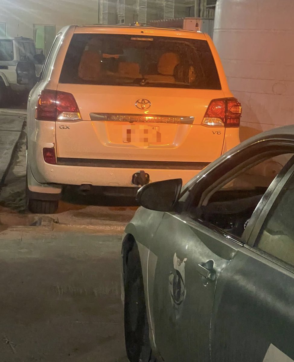 <a href="/anes_606/">عبدالرحمن الاكلبي</a> نشكر لكم اهتمامكم وحرصكم ونفيدكم بأنه تم ضبط قائد المركبة، وتطبيق العقوبات المقررة بالنظام